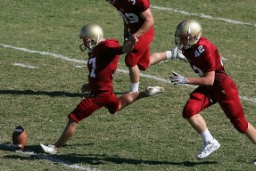九游入口-塔图姆关键调整引领加拿大取胜，淬火成领袖